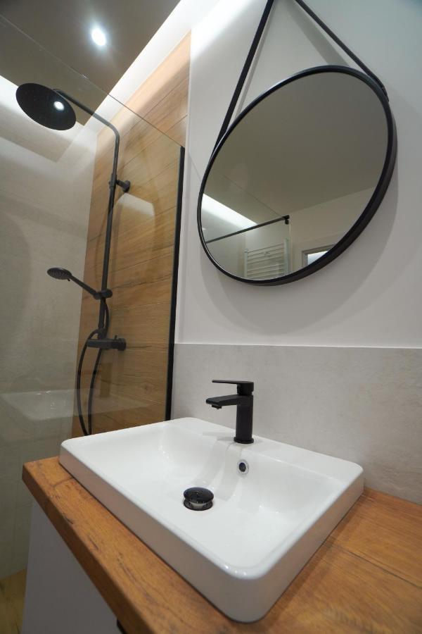 Apartament Manhattan Плоцк Экстерьер фото