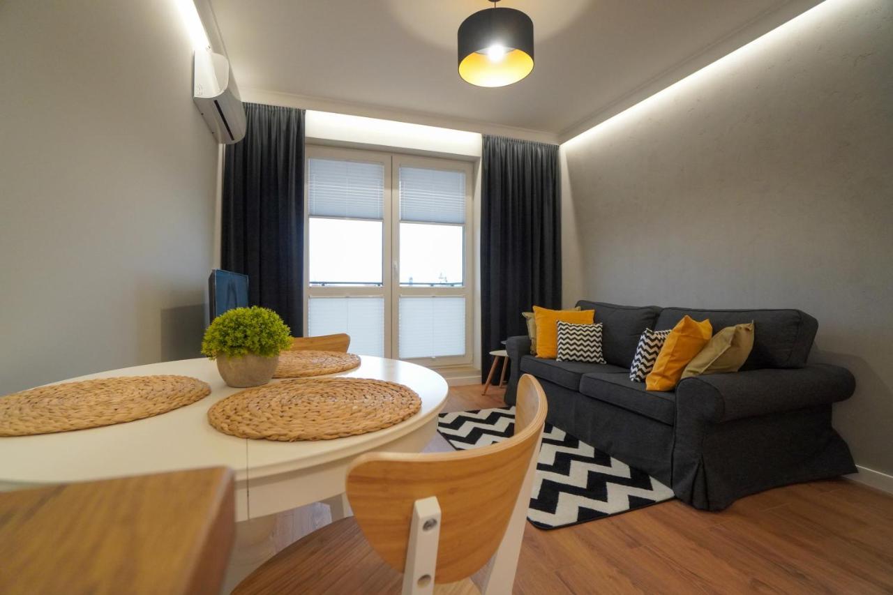 Apartament Manhattan Плоцк Экстерьер фото